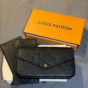 Louis Vuitton Black Pochette Félicie